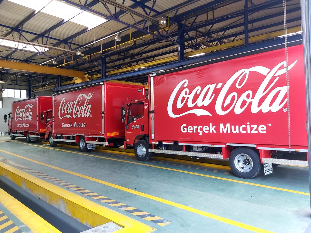 beverage-distrubution-trucks-coca-cola